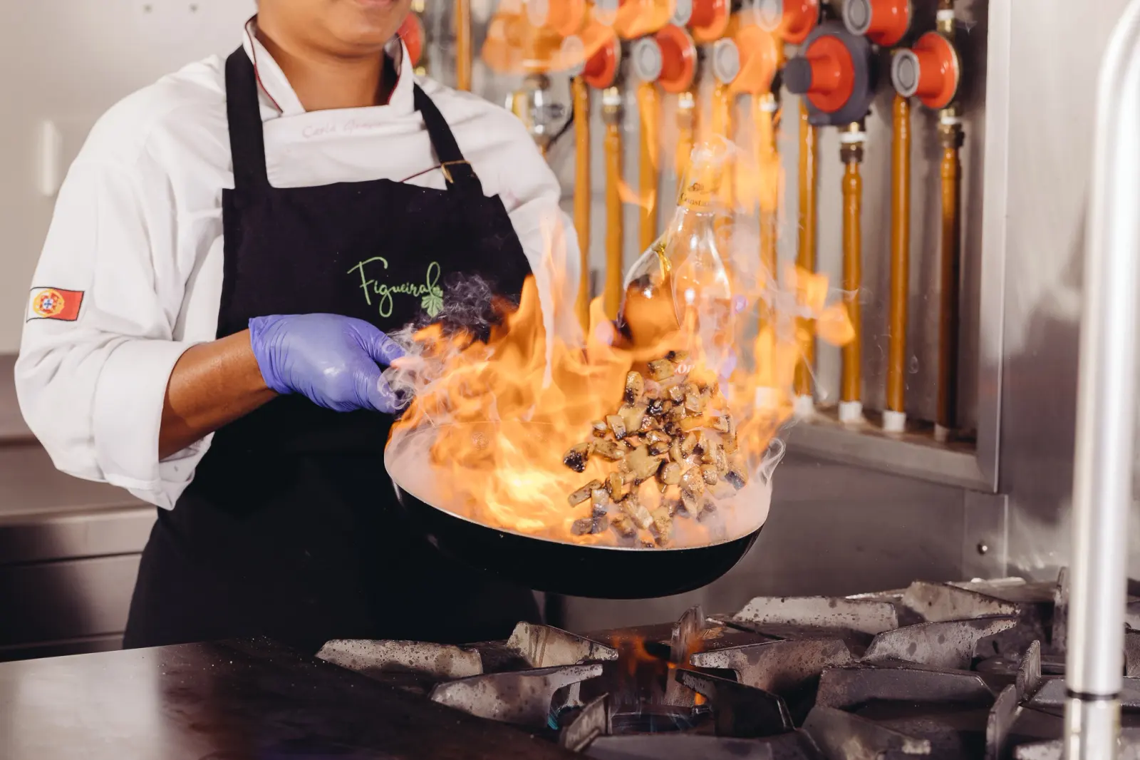 Cogumelos flambados no Restaurante Figueiral