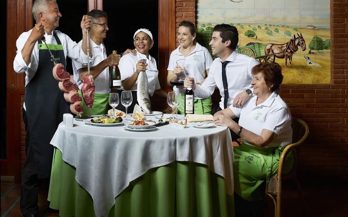 Convívio à mesa — The Portugal News
