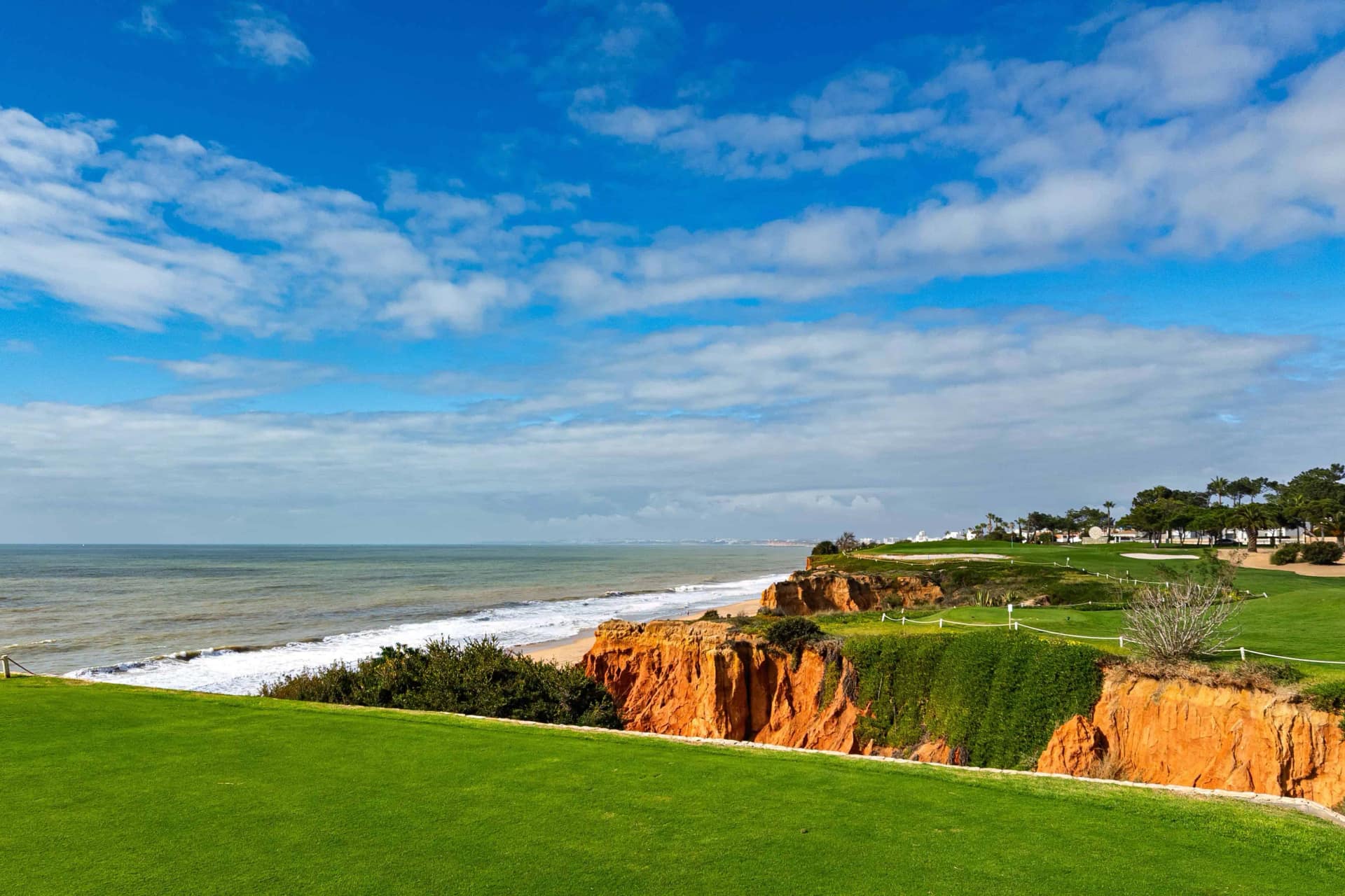 Cliff-top golf course at Vale do Lobo, near Restaurante Figueiral in Almancil.